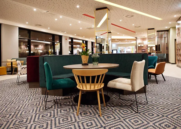 Hampton By Hilton Munich Airport South