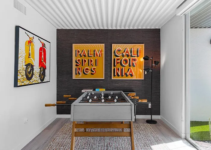 Limon Palm Springs A Luxury Boutique Hotel
