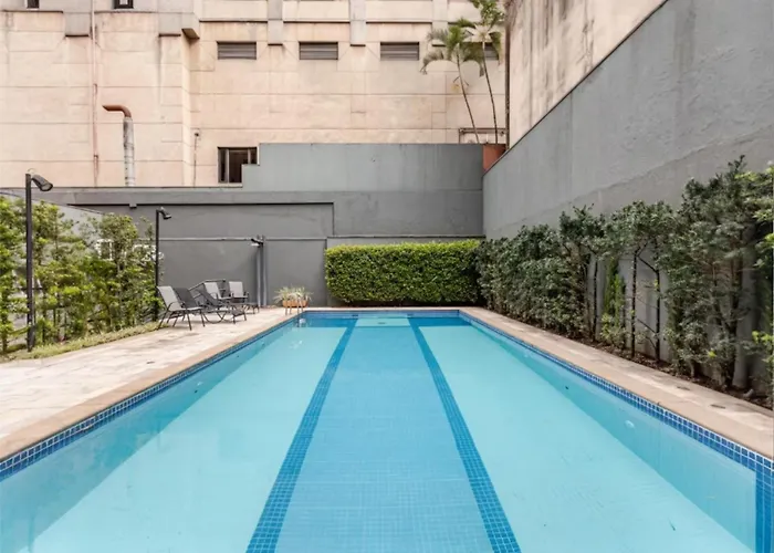 Studio no Jardins com recepção 24h e 400m do metrô São Paulo