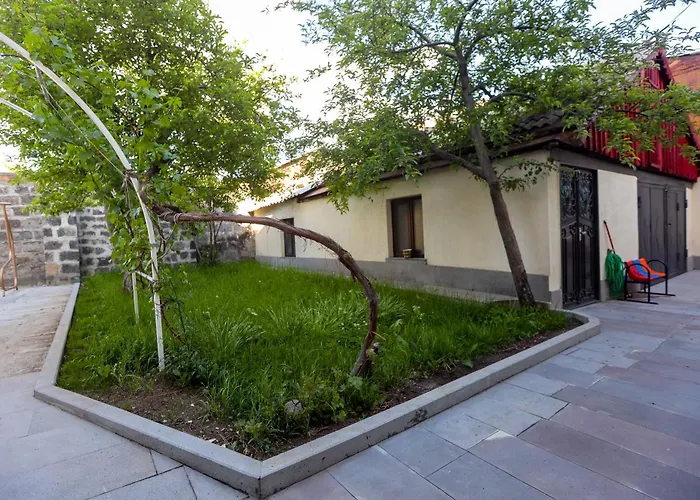 Syune Mini Hotel