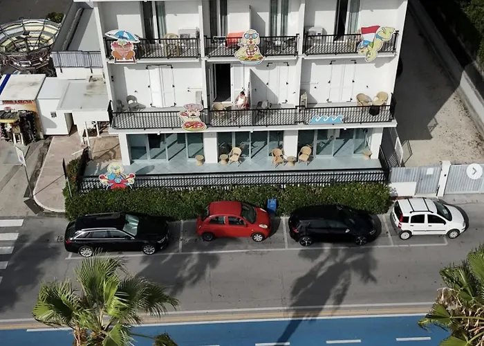 Lido Rooms & Apartments