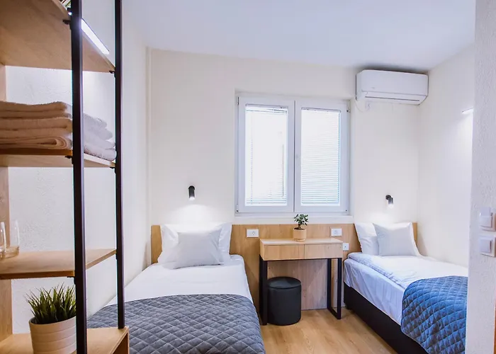Artelo - Inspired Stay