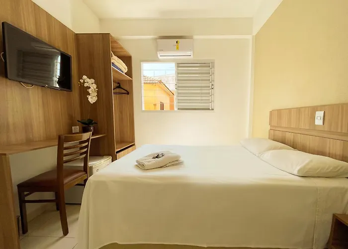 Lady Laura Hotel