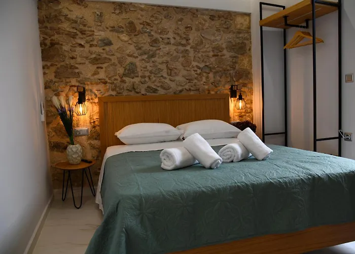 Authentic Plaka Home