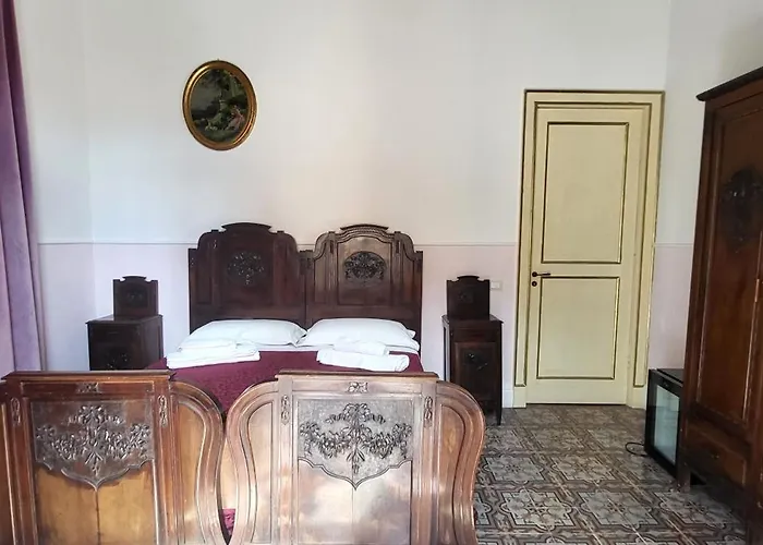Art House Venusio Luxury Home