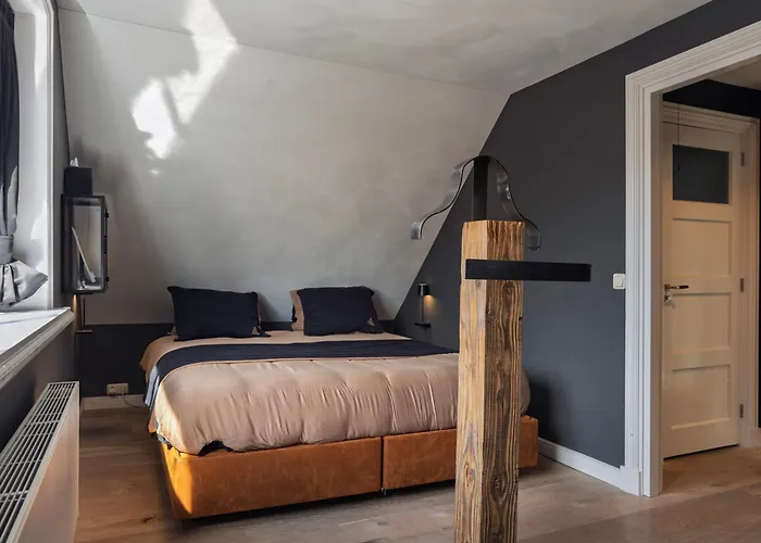 Nest - Luxe Wellness Met Prive Sauna In Friesland