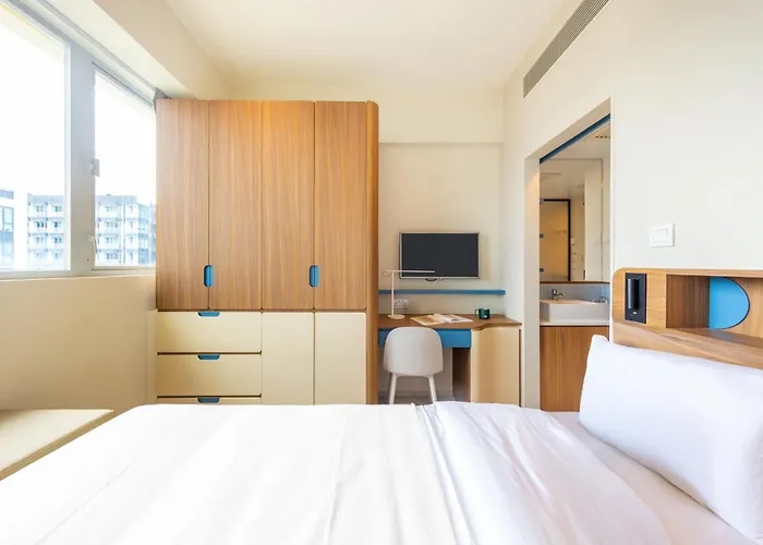 Weave Studios - Kowloon West
