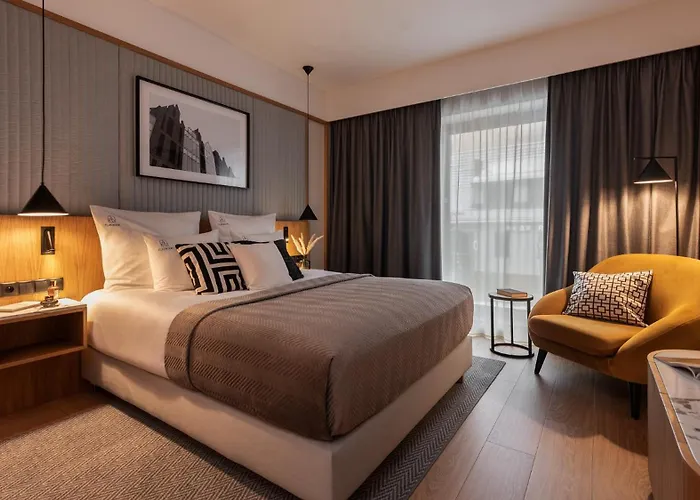 Flatbook - City Center Apartments Deo Plaza Studio II