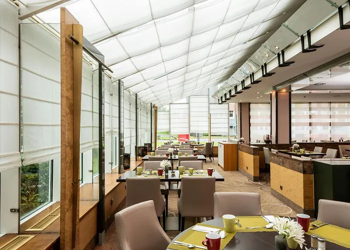 Leonardo Hotel Koeln Bonn Airport