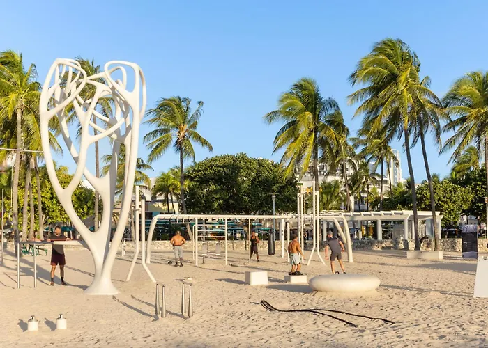 Waldorf Towers South Beach