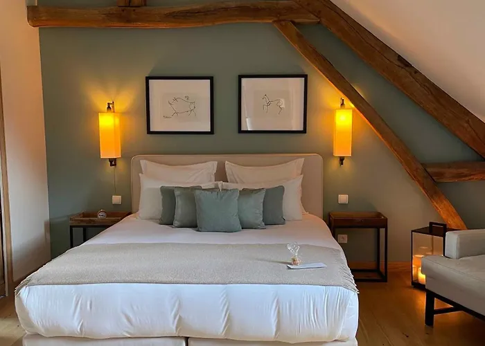 Manoir de Surville