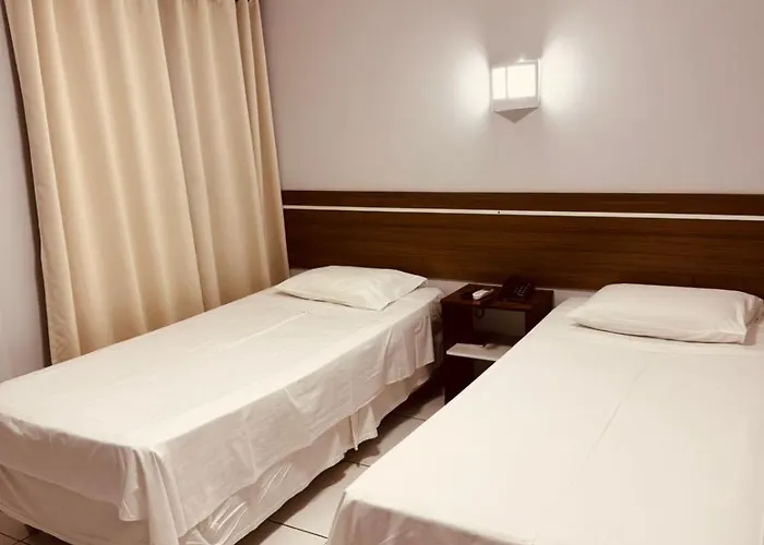 Schalom Hotel