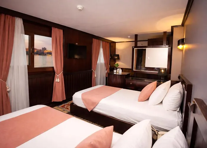 You Nile View Hotel