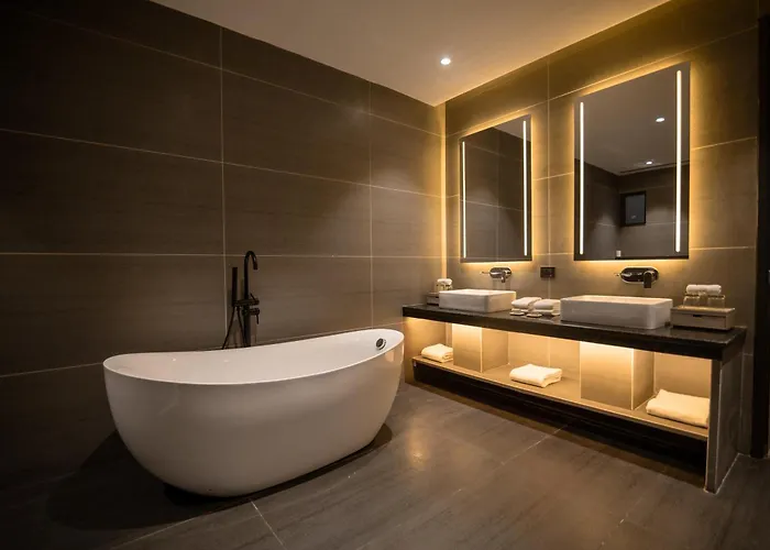 Aurum By R J Resorts