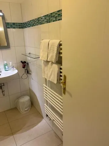 Attika Hotel