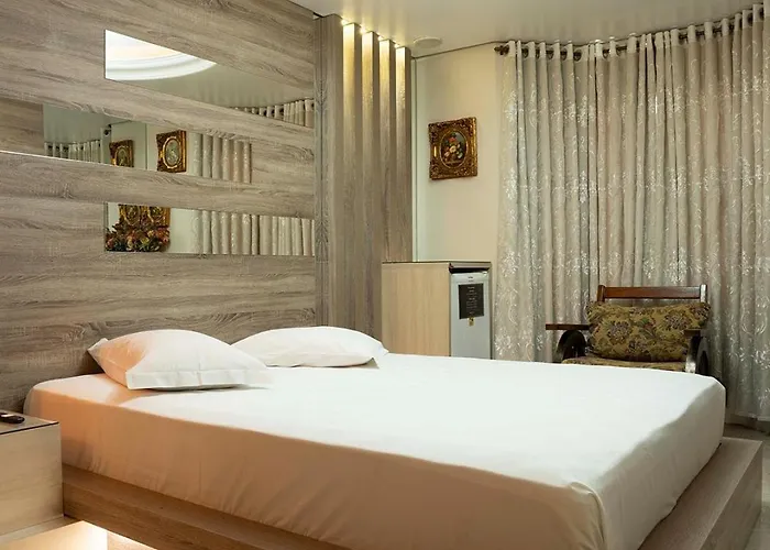 Golden Motel Pernoite das 18 as 12 HRS Com Café da Manhã