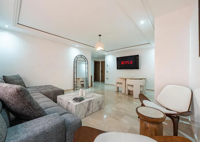 Appartement Deluxe 2 Chambres Gueliz, Piscines, Spa, Gym