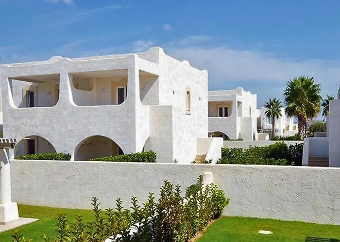 Aura Club Borgo Rio Favara