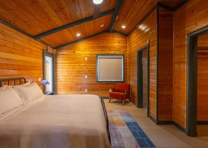 Arkouda Cabins