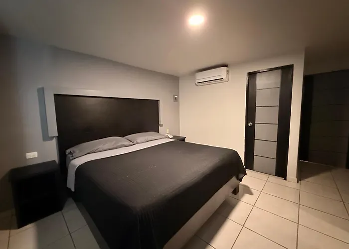 Hotel Ossi Inn