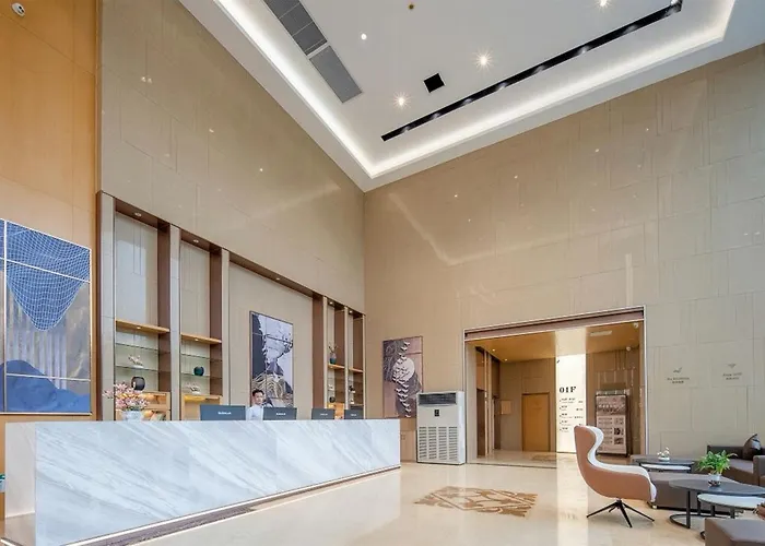 Trendy Romantic Maxscreen International Hotel Guangzhou Baiyun International Airport Branch - Free Shuttle Bus To Guangzhou Baiyun International Airport & Free Deliver Service To Canton Fair Complex During Canton Fair Period & Free Vpn Internet Acces