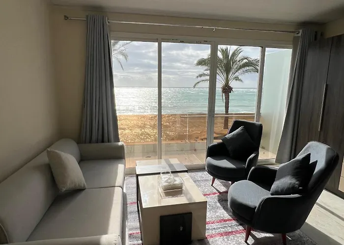 Voya Hotel And Suites