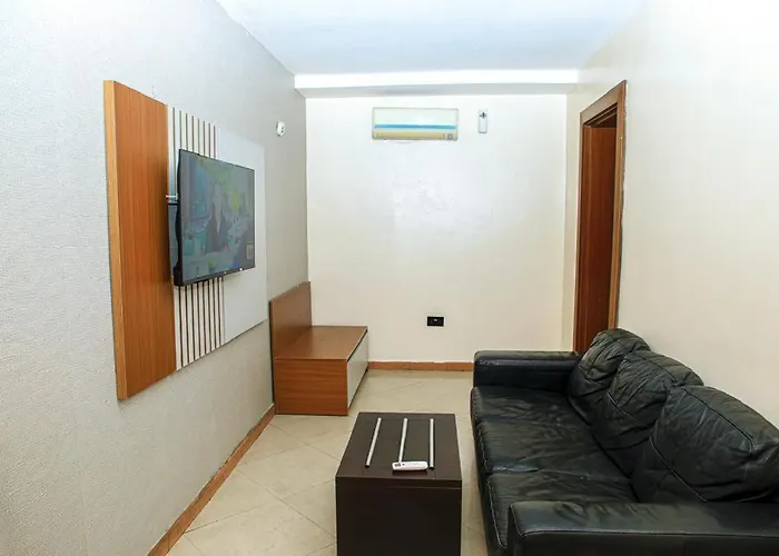 Villa Toscana Lagos