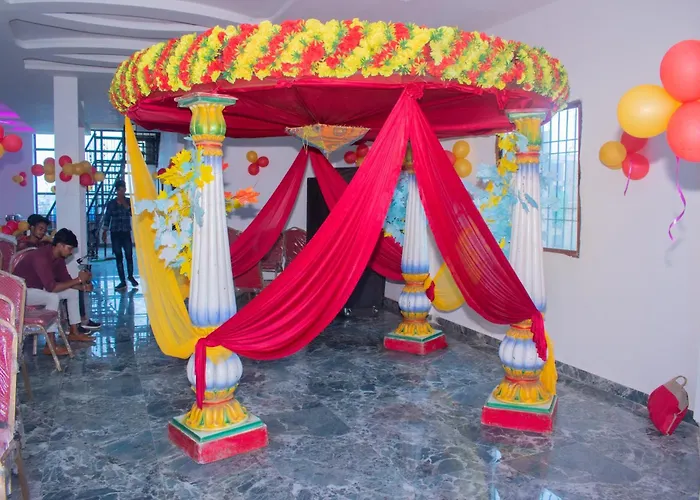 Hotel Rinkesh Grand