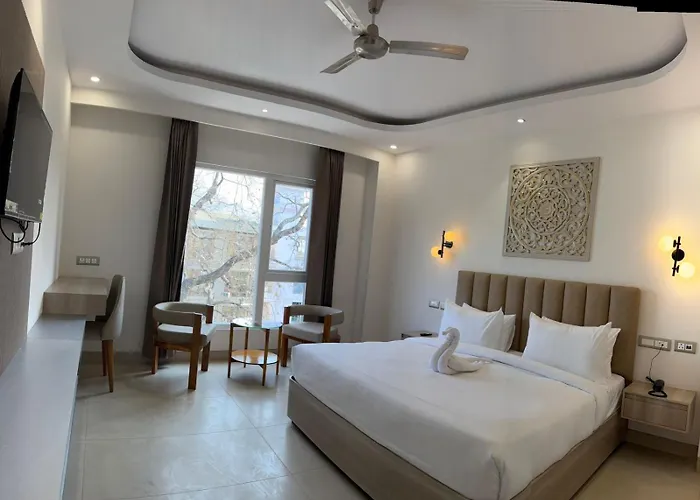 Hotel Ivory Hills