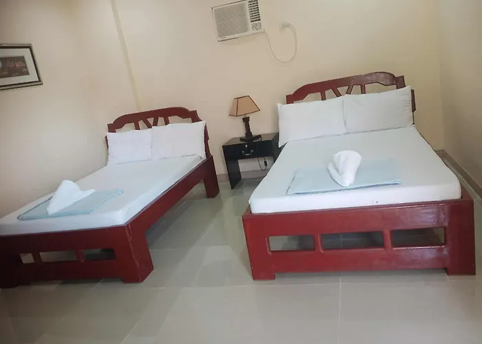 Crisols Beach Resort Malapascua Island