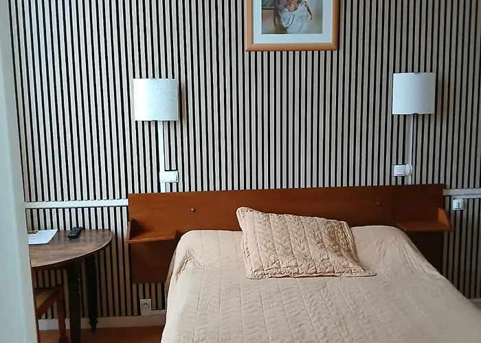 Hotel Les Platanes