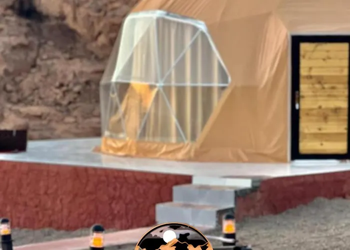 Wadi Rum Rotana Bubble Luxury Camp