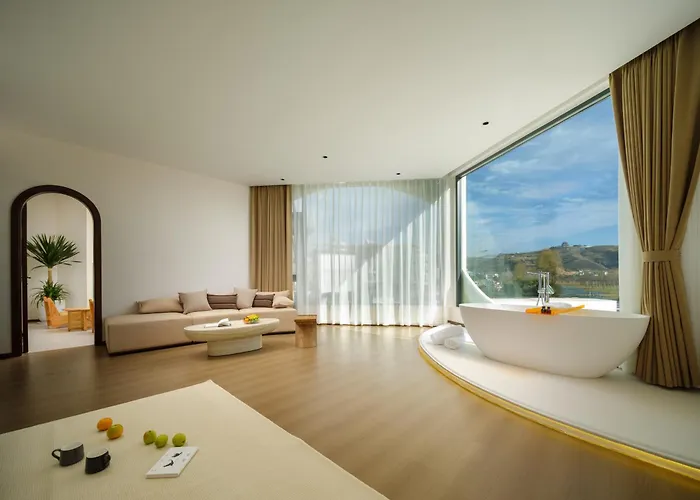 Dali Fanxi Manhai Holiday Guesthouse