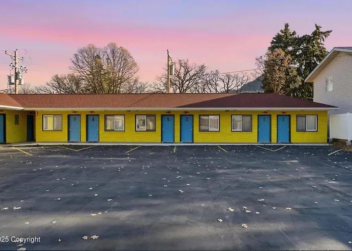 Arrowhead Motel Single Room At Sundance