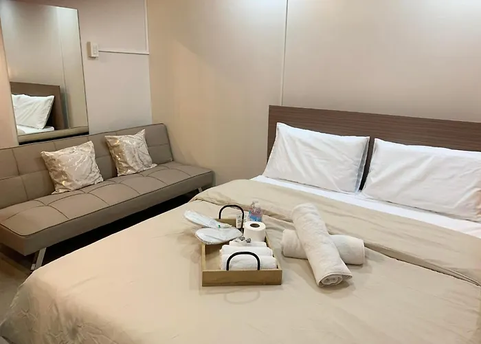 Furnished Family Condo Near It Park And Waterfront With Pool, Wifi, Gym Access