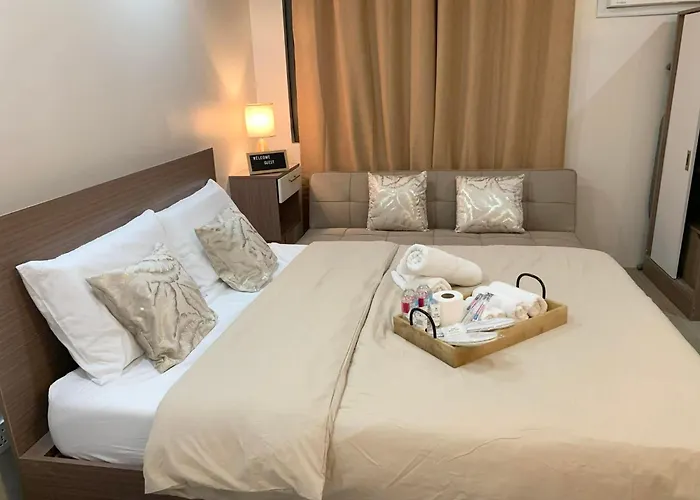Furnished Family Condo Near It Park And Waterfront With Pool, Wifi, Gym Access