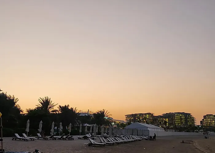 Summer Price With Control Temperature Pool 24H King Size Suite With Exclusive Beachfront Tennis Court Billard Table And Ping Pong
