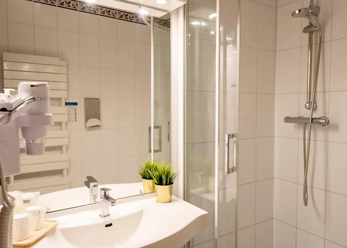 Le Central Boutique Hotel