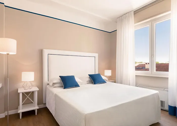 Hotel Sina Astor