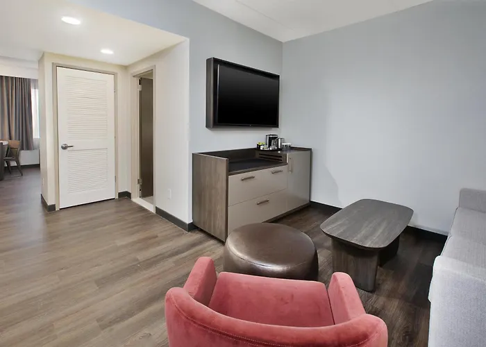 Doubletree By Hilton Hotel Detroit Novi