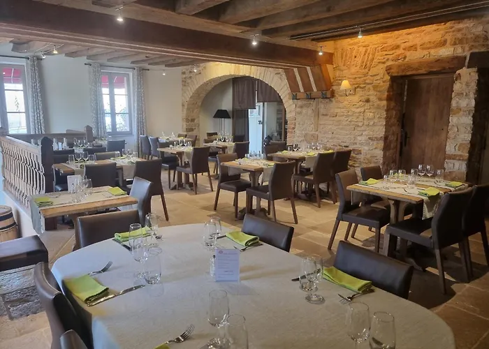 Logis Hotel La Fleur De Lys