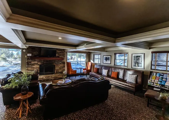 The Mammoth Creek Inn