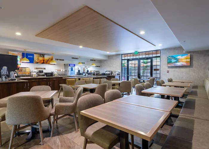 Comfort Suites Golden West On Evergreen Parkway