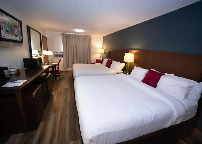 Alliance Hotel & Suites, A Howard Johnson By Wyndham