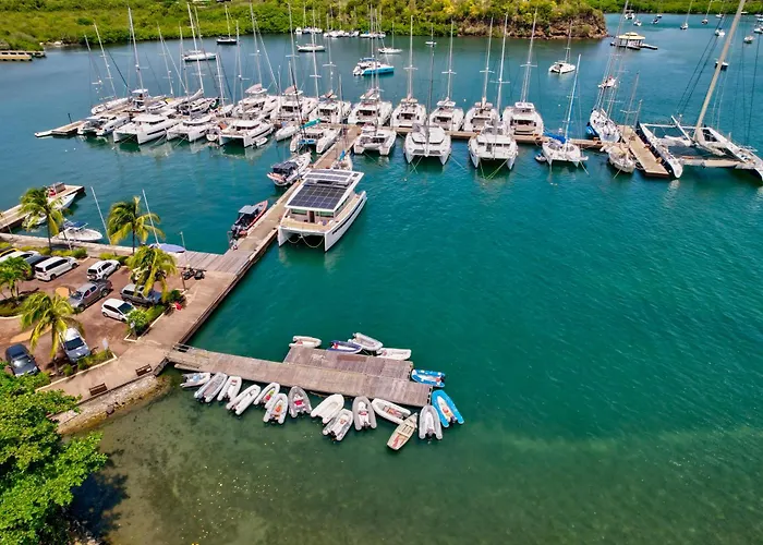Secret Harbour Boutique Hotel And Marina