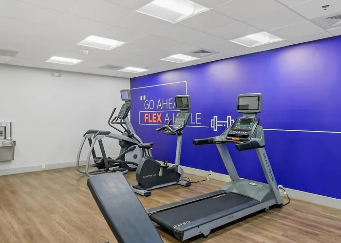 Holiday Inn Express & Suites White Hall By Ihg