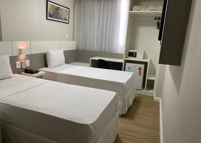Bristol Easy Hotel - Rio Bonito