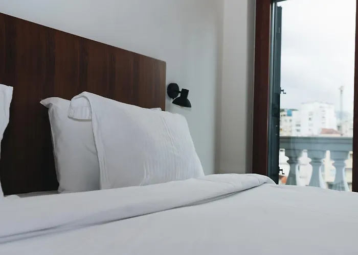 Hotel Theatro- City Center