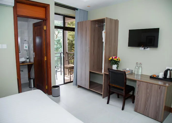 Greenside Hotel