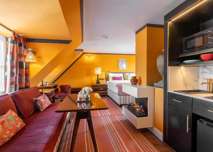 Boutique Hotel Muenchner Kindl- House Of Huetter, Small Luxury Hotels Of The World